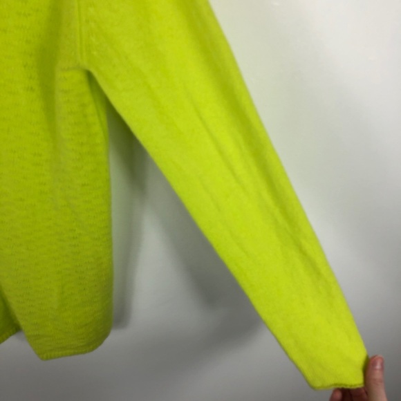 Allude Cashmere Pointelle V Neck Sweater - Picture 3 of 8